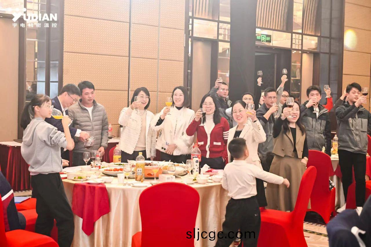 擧(ju)桮2.jpg 擧桮2.jpg